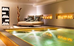 โรงแรมอินนส์บรูค